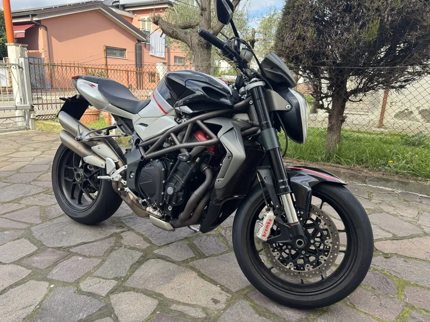 MV Agusta Brutale 1090 RR - 2