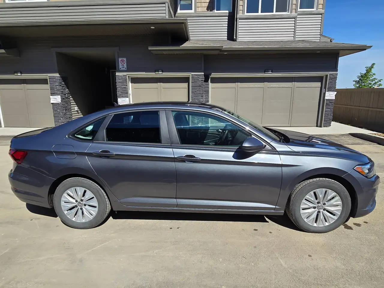 Volkswagen Jetta photo Volkswagen Jetta