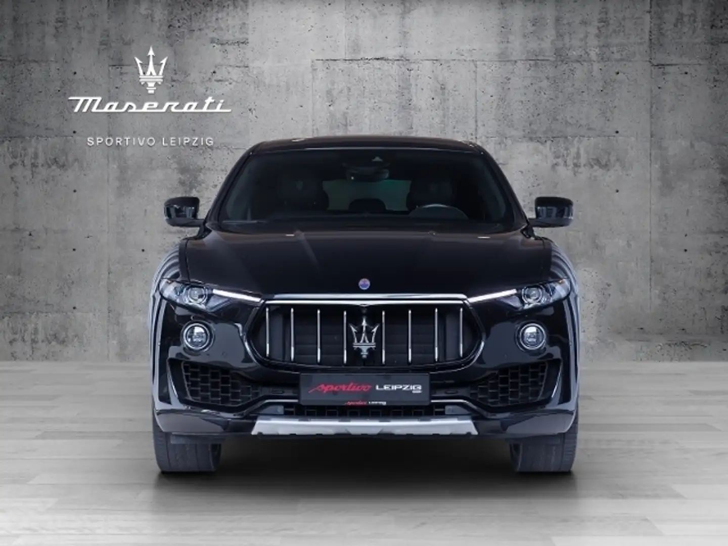 Maserati Levante /Diesel/GranLusso //Business//Panorama Black - 1
