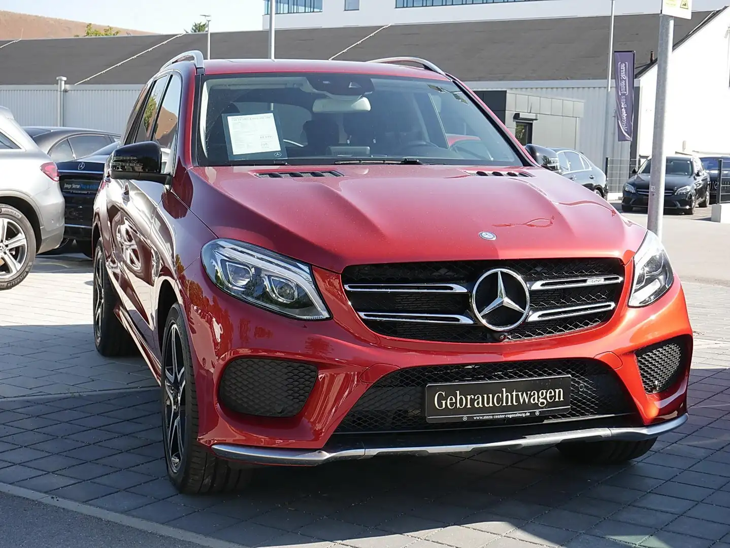 Mercedes-Benz GLE 43 AMG 4M AHK+SCHIEBEDACH+AIRMATIC+360°+ILS+ Czerwony - 2