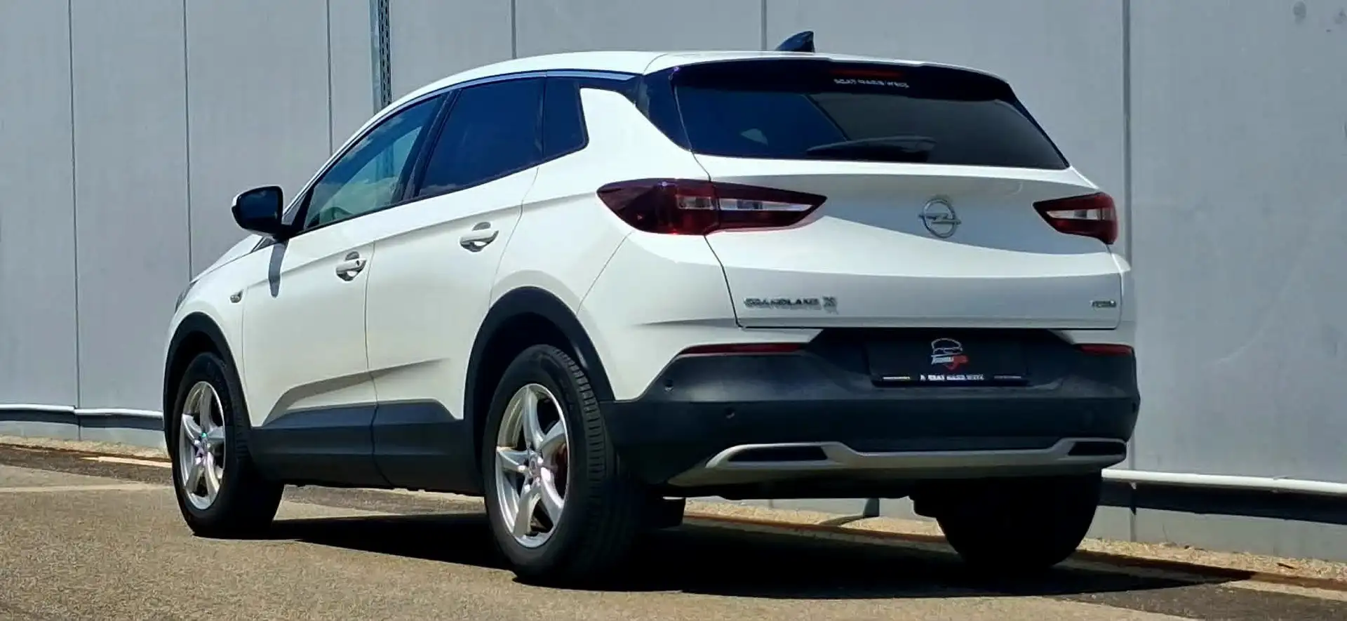 Opel Grandland X 1,2 Turbo Direct Injection Start/Stop Innovation Weiß - 2