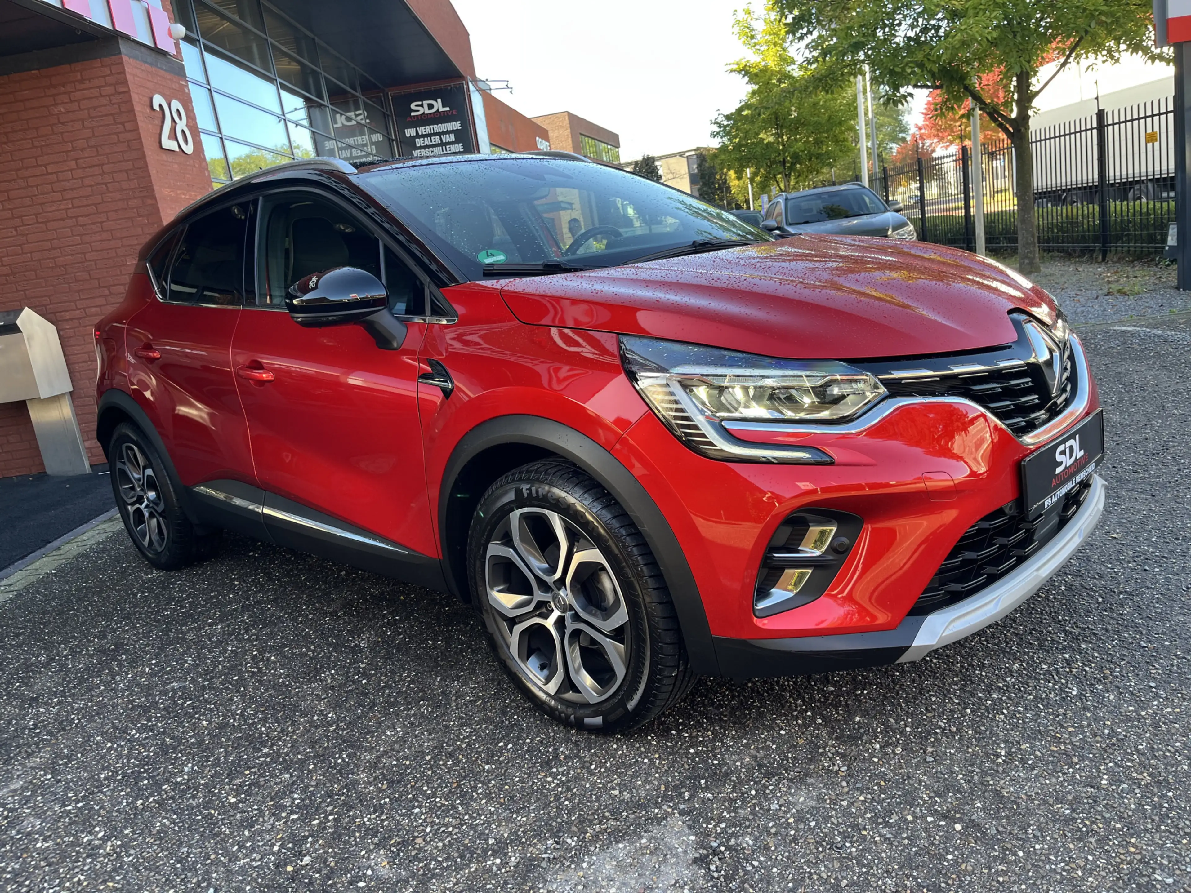 Renault Captur 1.3 TCe 130 Intens // DODEHOEK // KEYLESS // TREKH — photo 10