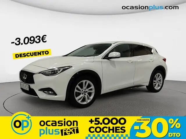 Infiniti Q30 1.6t Premium 122