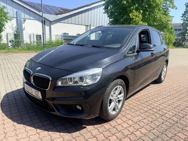 BMW 220 Active Tourer 220 d! Euro 6! 6 Gang !AHK