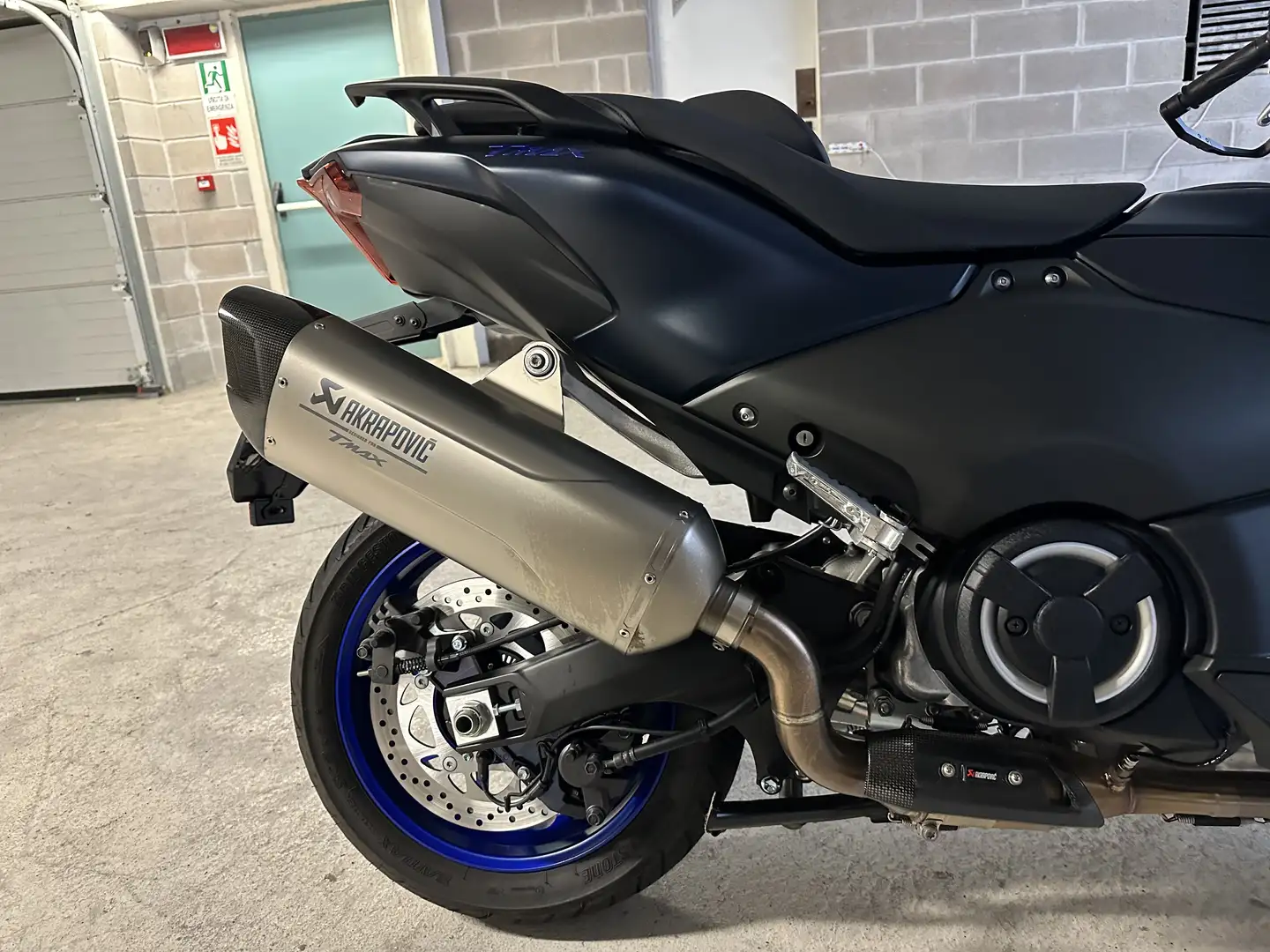Yamaha TMAX 560 - 1