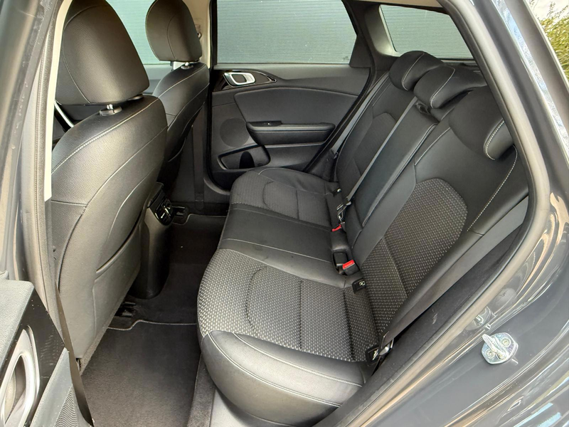 Kia Ceed SW / cee'd SW Sportswagon 1.0 T-GDi DynamicPlusLine/Navi/Carplay — photo 10