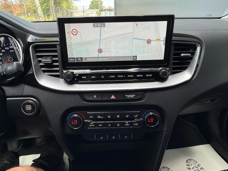 Kia Ceed SW / cee'd SW Sportswagon 1.0 T-GDi DynamicPlusLine/Navi/Carplay — photo 18
