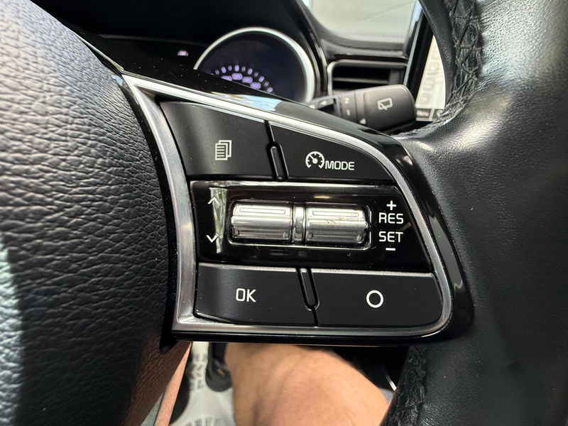 Kia Ceed SW / cee'd SW Sportswagon 1.0 T-GDi DynamicPlusLine/Navi/Carplay — photo 17