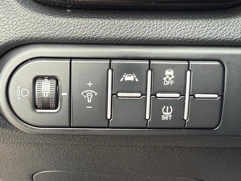 Kia Ceed SW / cee'd SW Sportswagon 1.0 T-GDi DynamicPlusLine/Navi/Carplay — photo 30