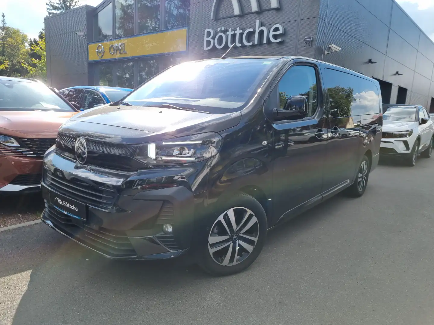 Citroen Spacetourer 2.0 Plus XL LED/Navi/SHZ/8-Sitze/180°Kamera Schwarz - 2