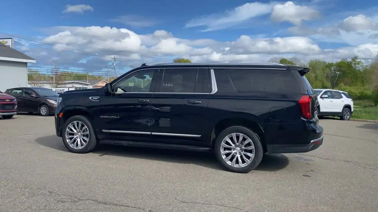 GMC Yukon снимка GMC Yukon