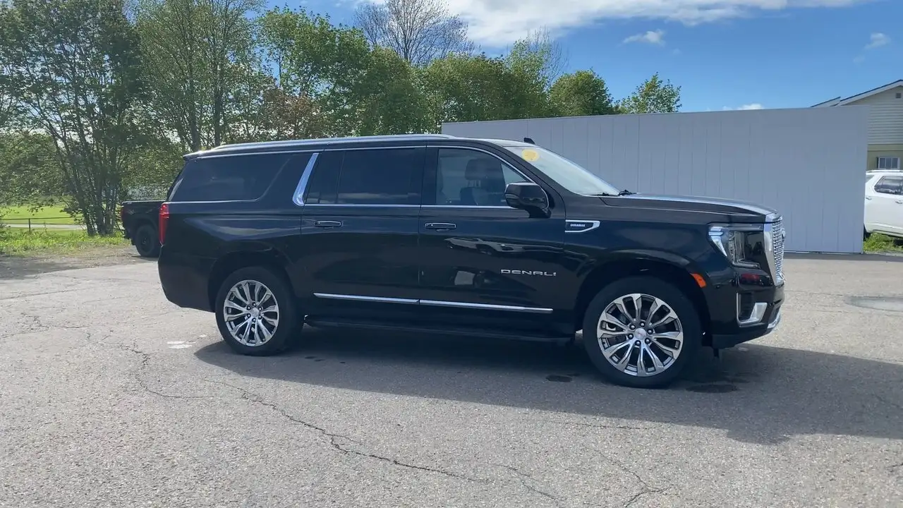 GMC Yukon снимка GMC Yukon