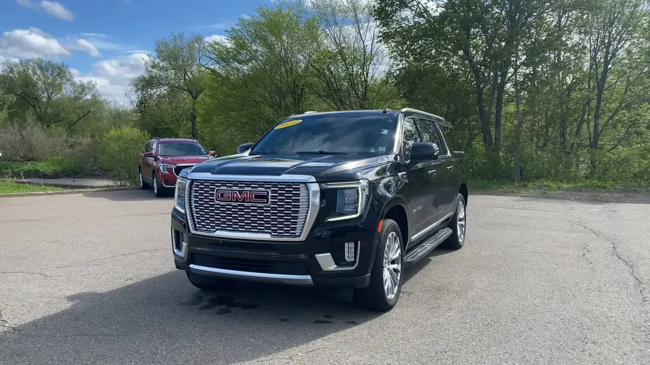 GMC Yukon снимка GMC Yukon