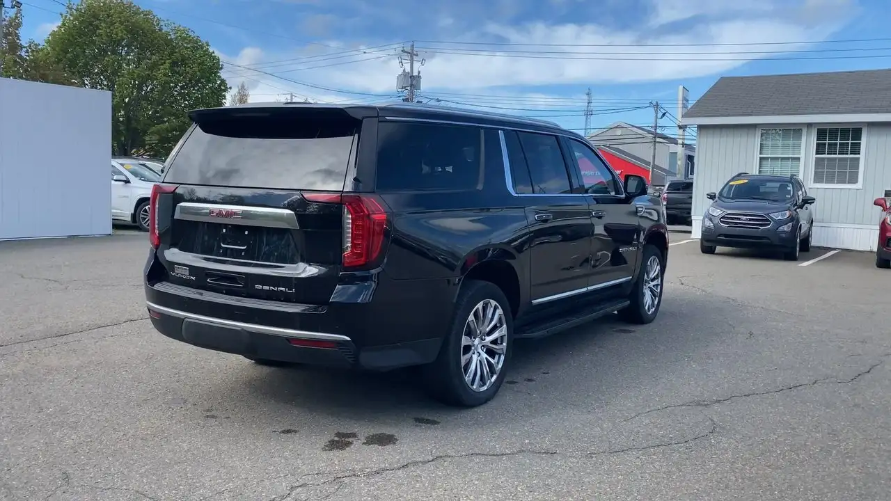 GMC Yukon снимка GMC Yukon