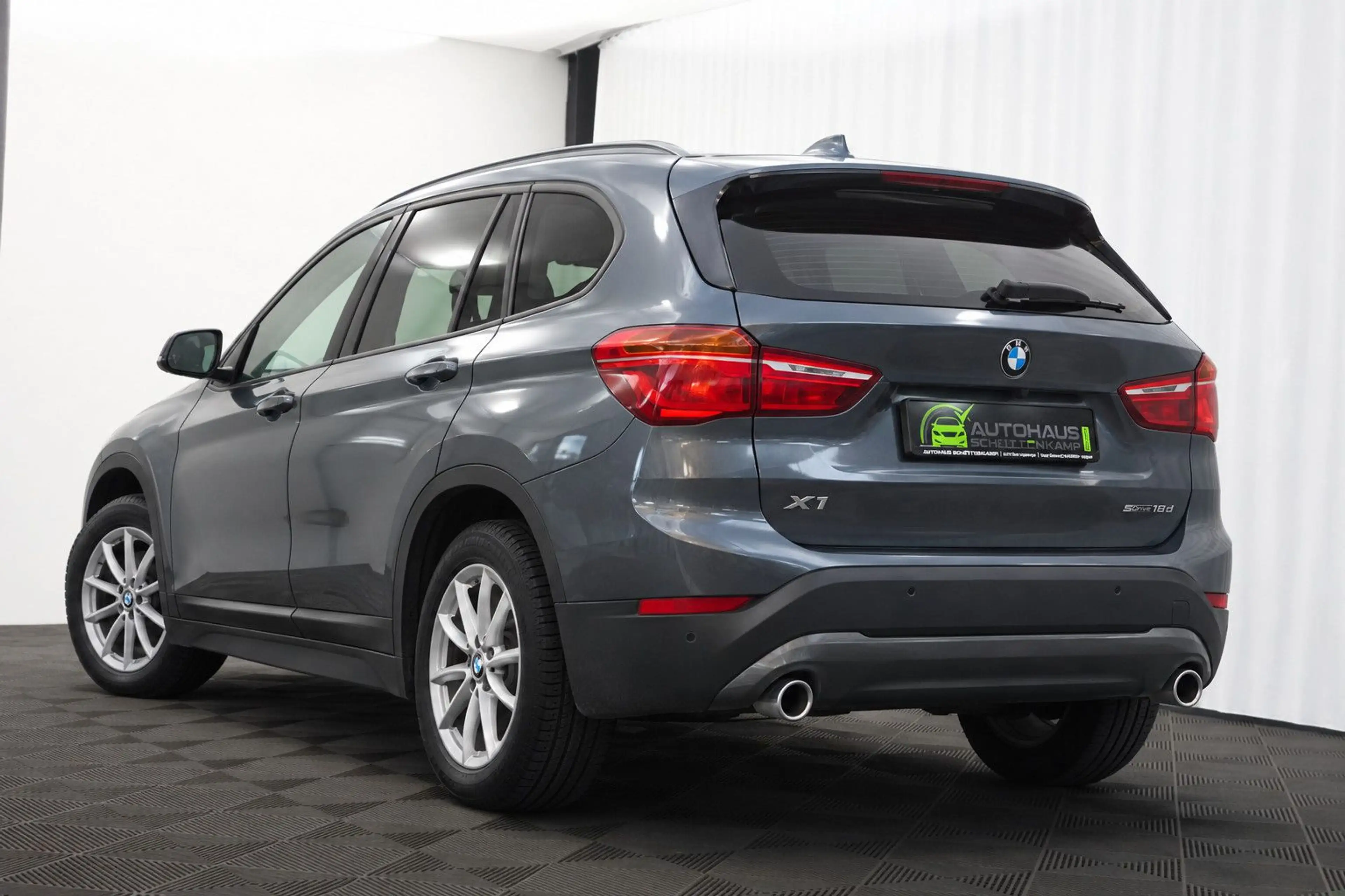 BMW X1 sDrive 18d HUD+AHKPL+E-HECKKLAPPE+ACC+SRuWR — photo 5