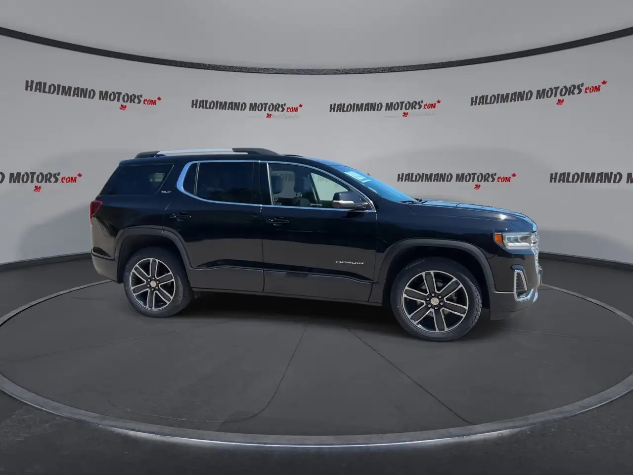 GMC Acadia снимка GMC Acadia