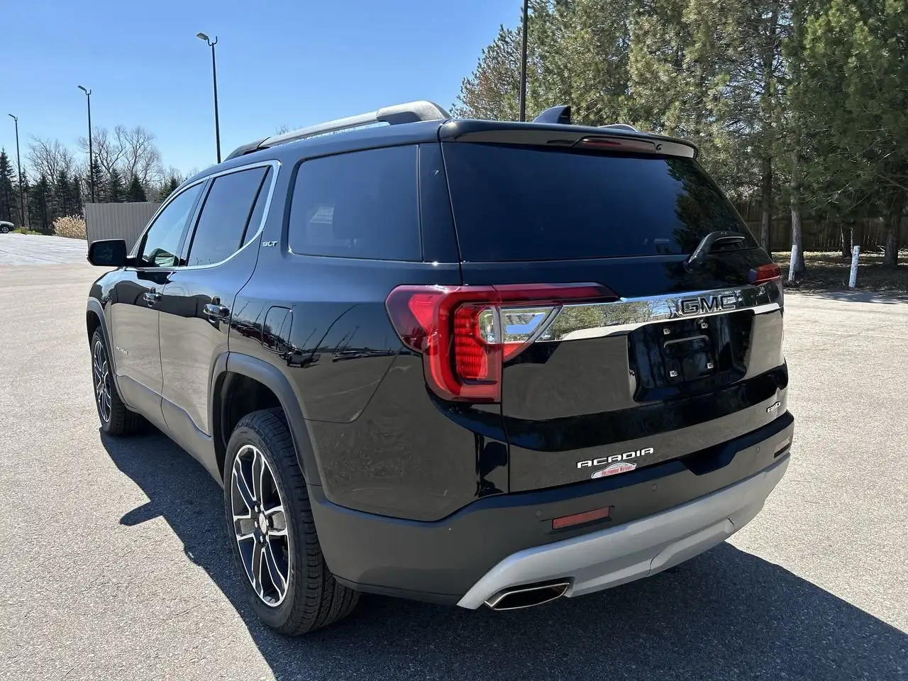 GMC Acadia снимка GMC Acadia