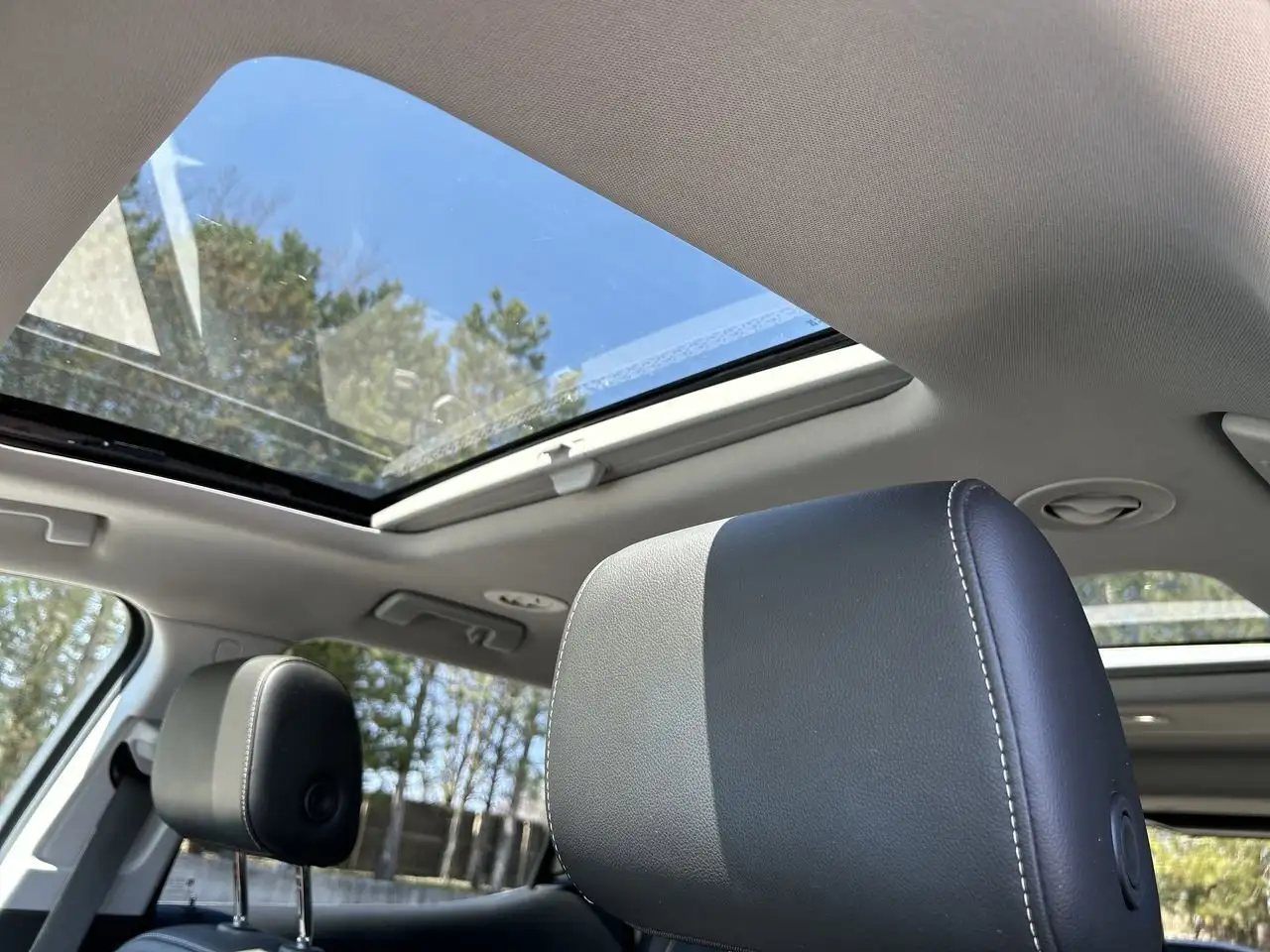 GMC Acadia снимка GMC Acadia