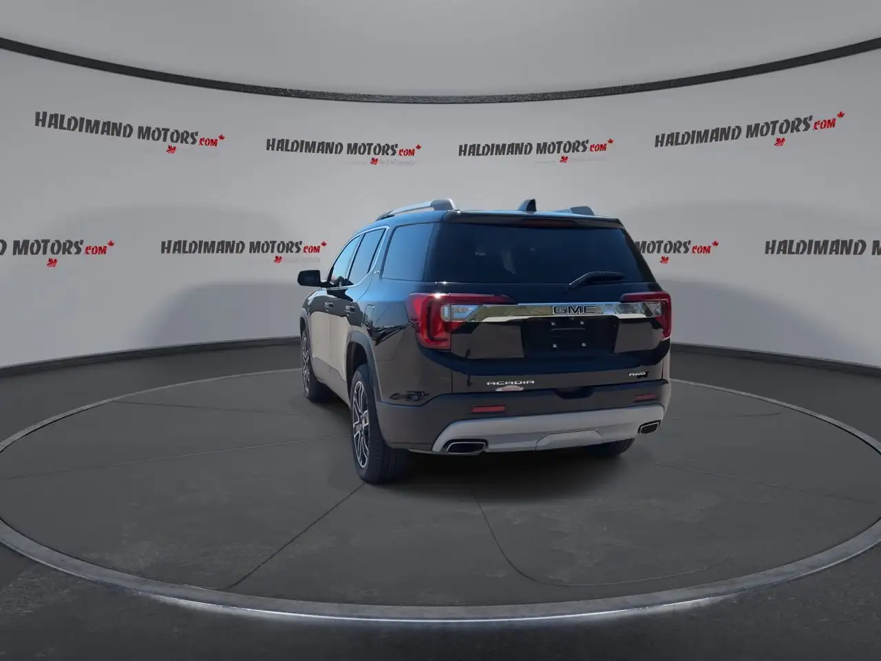 GMC Acadia снимка GMC Acadia