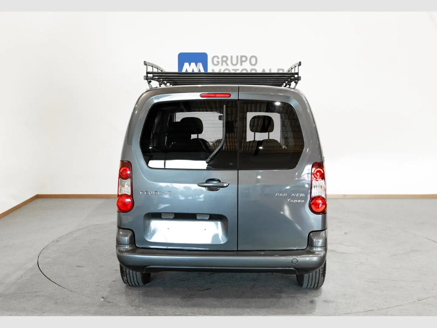 Peugeot Partner Tepee 1.6BlueHDI Active 100 Grau - 2