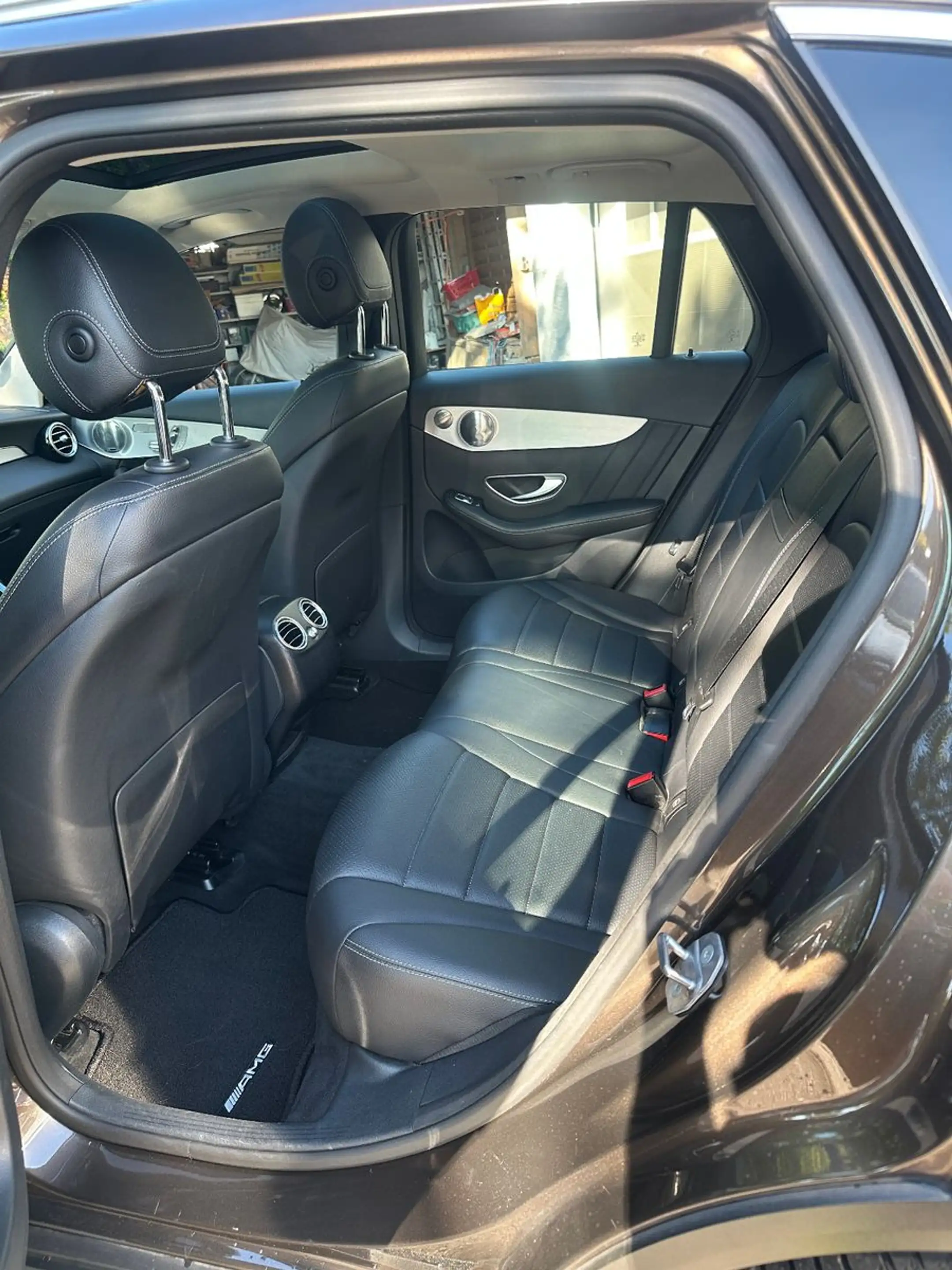 Mercedes-Benz GLC 250 4Matic AMG Burmester Memory Head-Up — photo 12