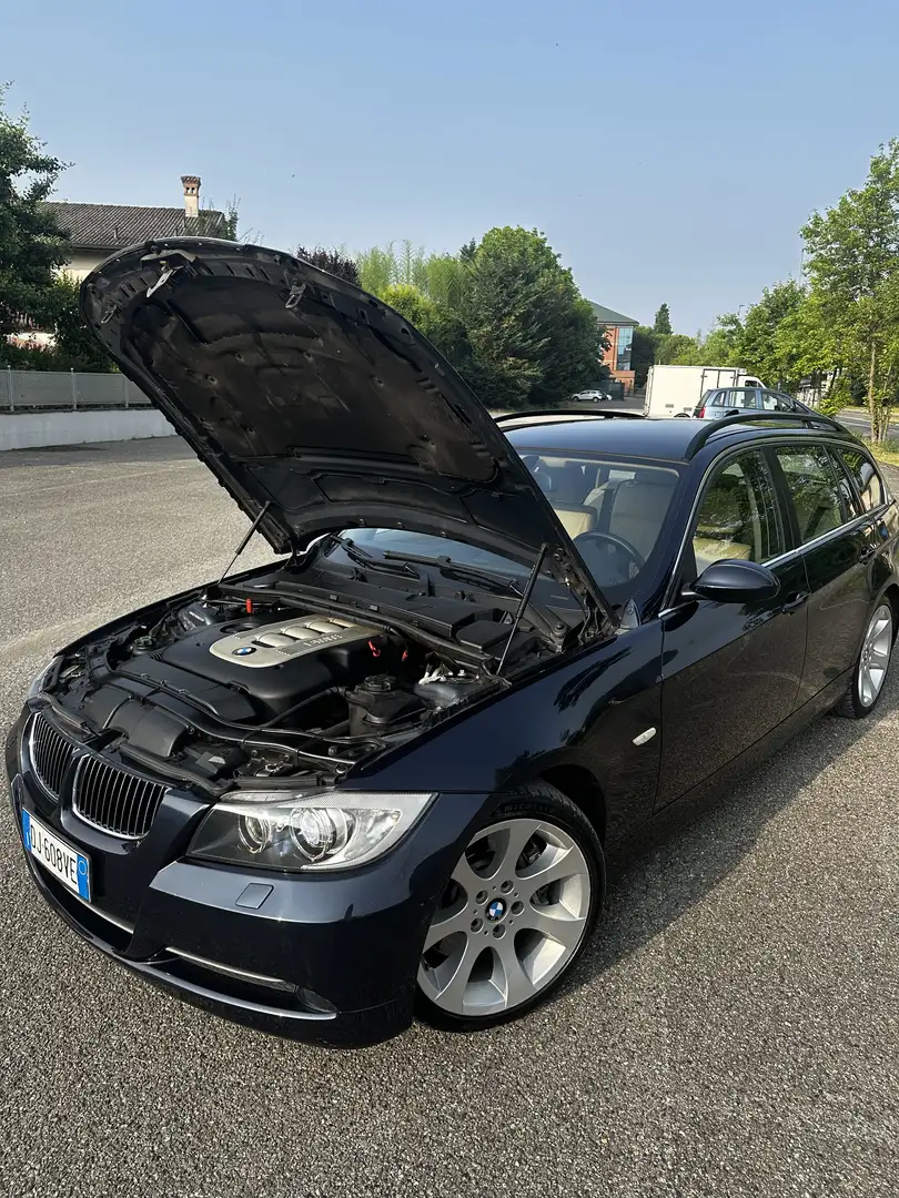 BMW 330 330xd Touring Attiva - 1