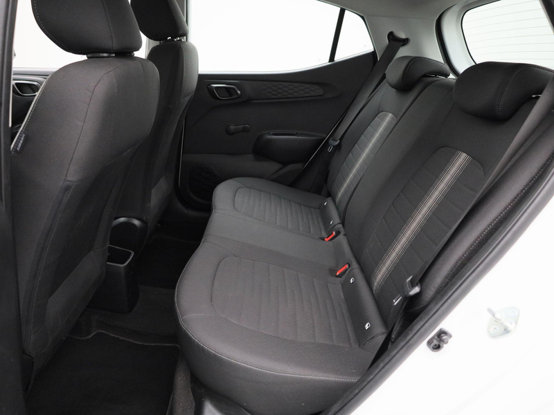 Hyundai i10 1.0 Comfort | Apple Carplay/Android Auto | Airco | — photo 13