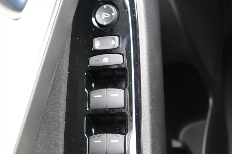 Honda HR-V 1.5 i-MMD 131pk CVT Advance Style — photo 11