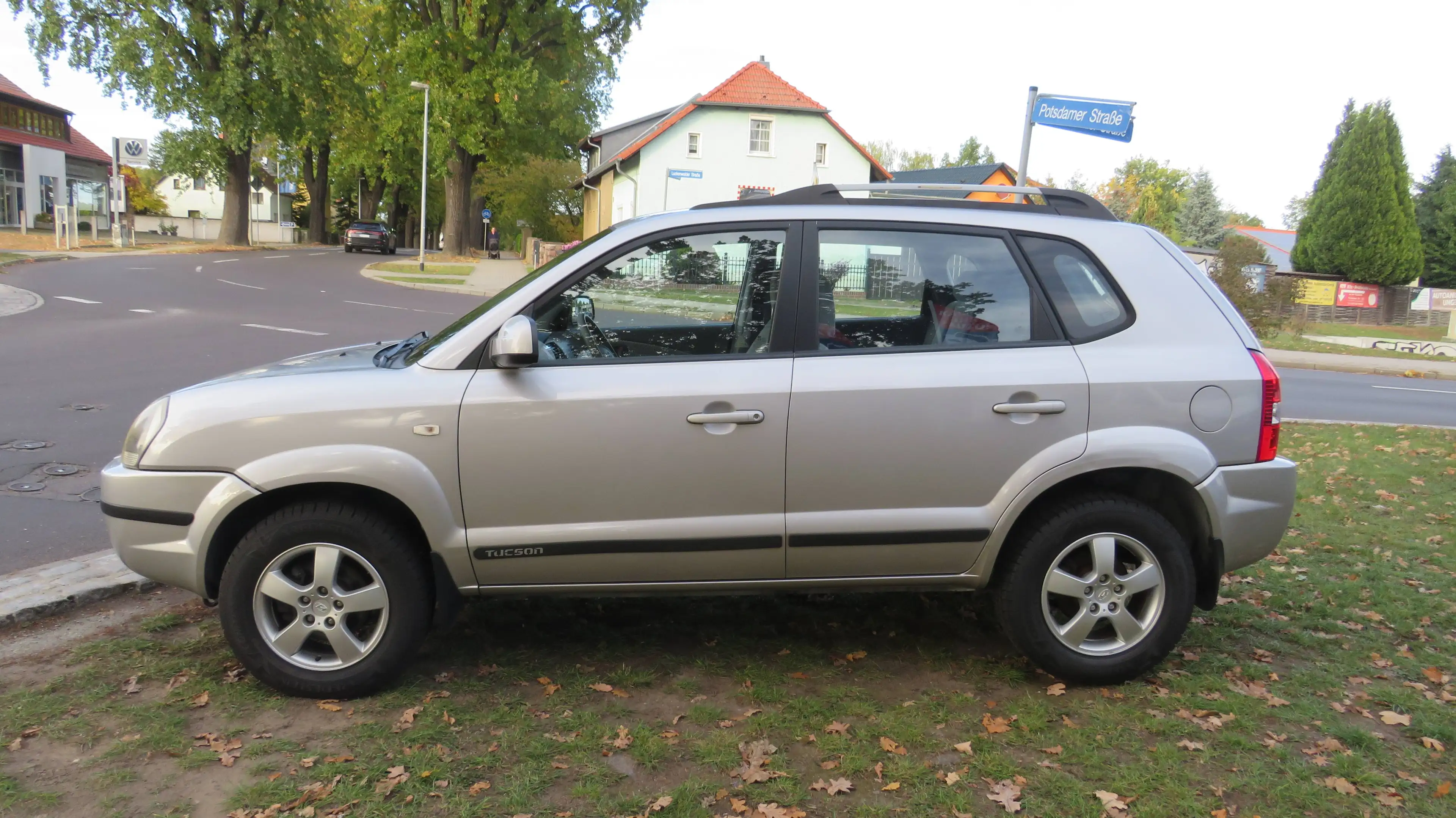 Hyundai TUCSON Tucson 2.0 2WD TÜV & Inspektion neu — photo 4