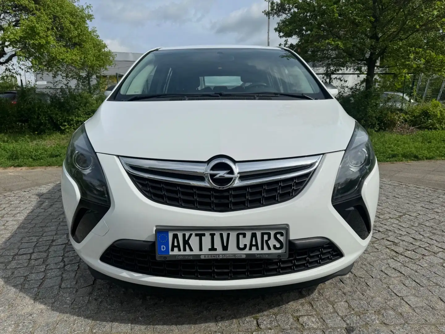 Opel Zafira C Tourer Selection  1.8L Tüv Neu 2.Hand Blanc - 1