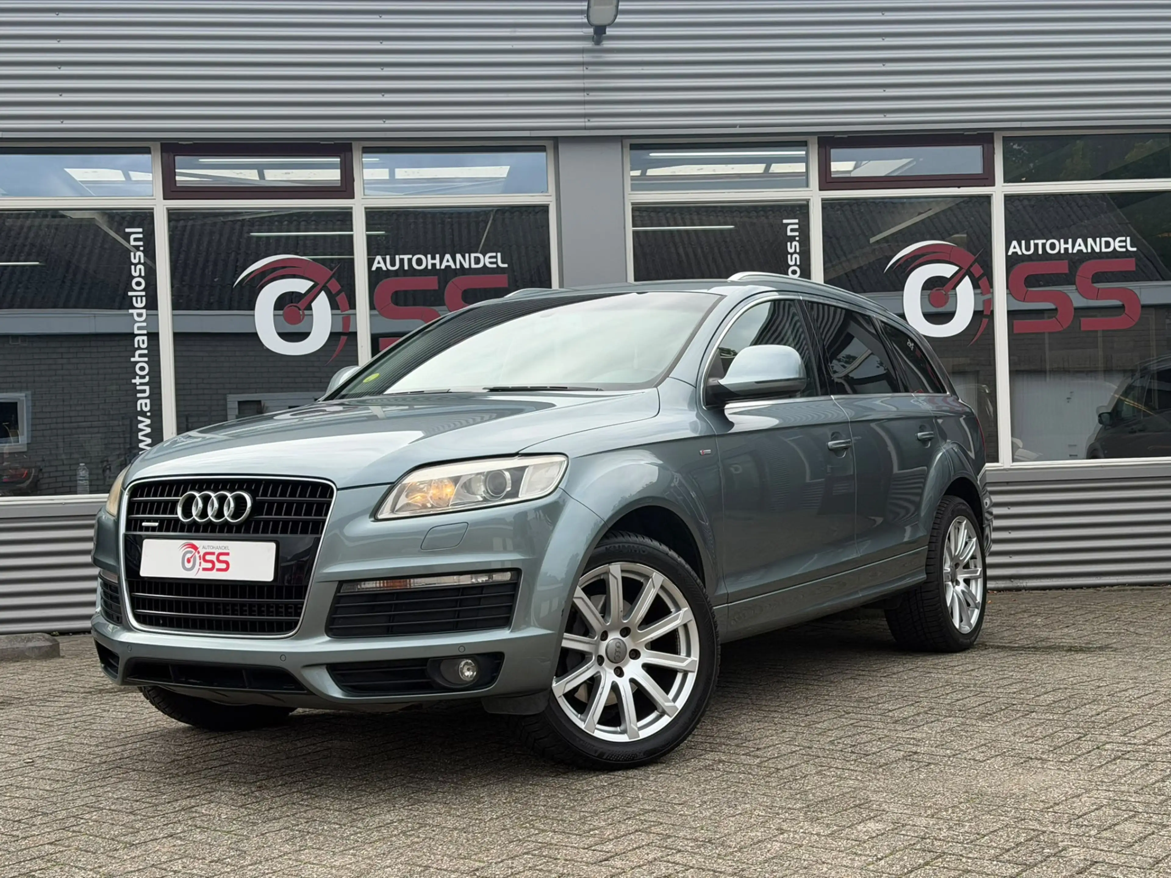 Audi Q7 4.2 FSI quattro s line | AUTOMAAT AIRCO TREKHAAK |