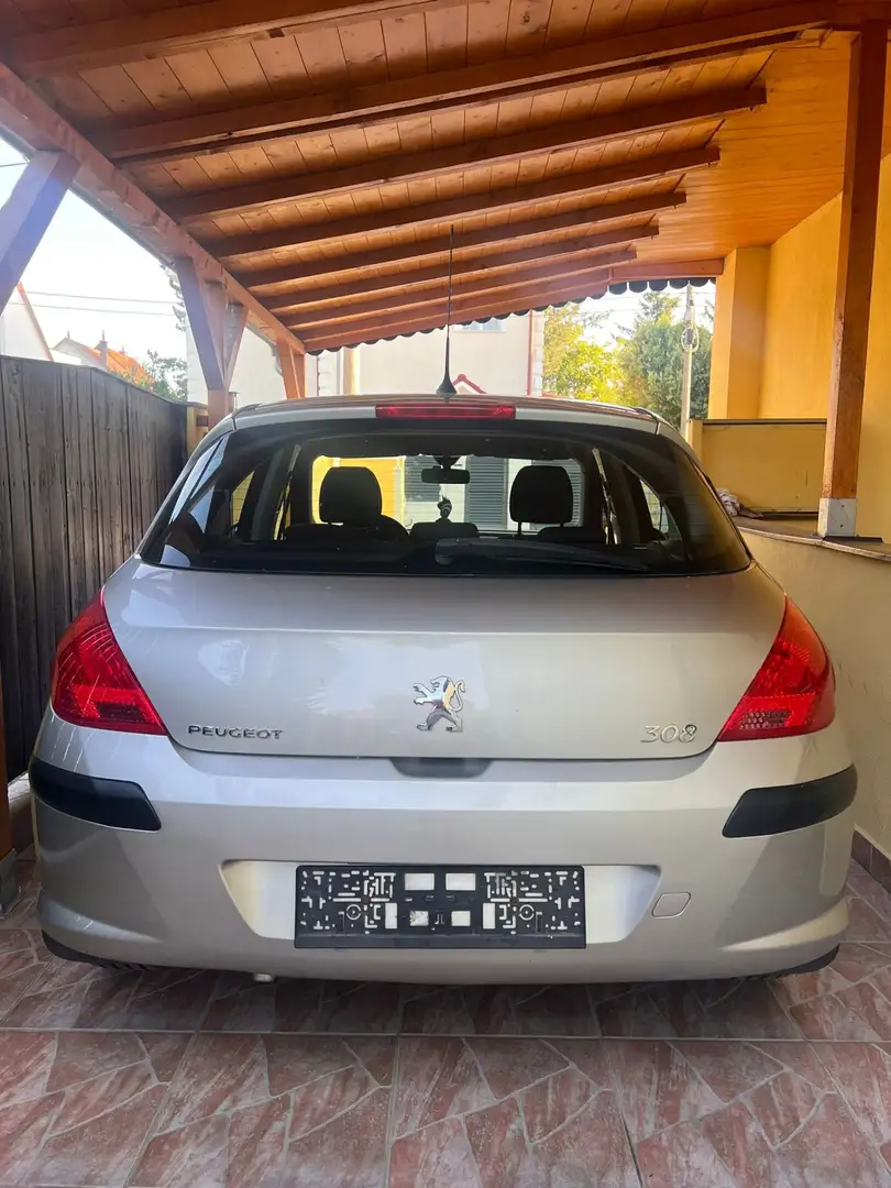 Peugeot 308 1,6 16V VTi Lion Edition - 2
