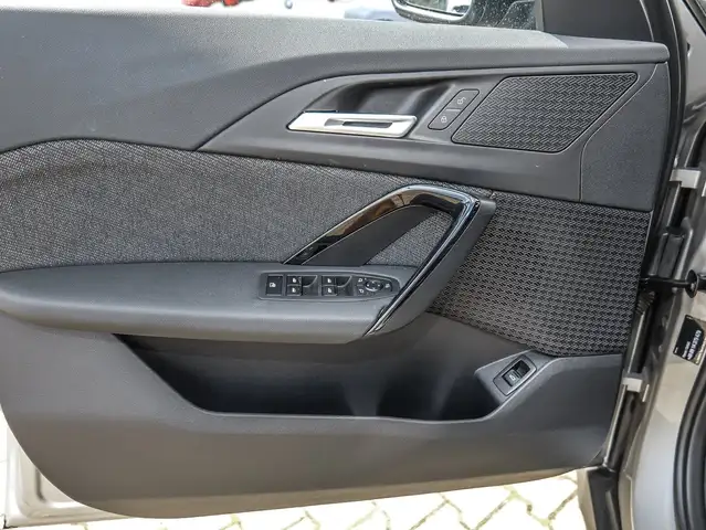 BMW X1 view 19