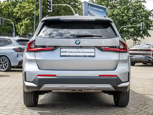 BMW X1 view 11