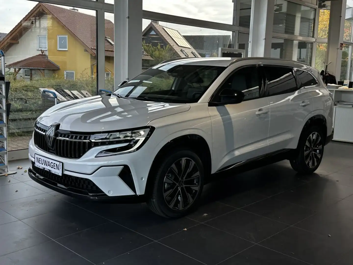 Renault Espace VI Techno E-Tech Hybrid Weiß - 1