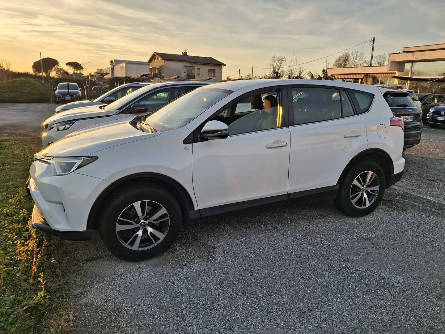 Toyota RAV 4 Rav4 IV 2016 Rav4 2.0 d-4d Style 2wd mt my17 Bianco - 2