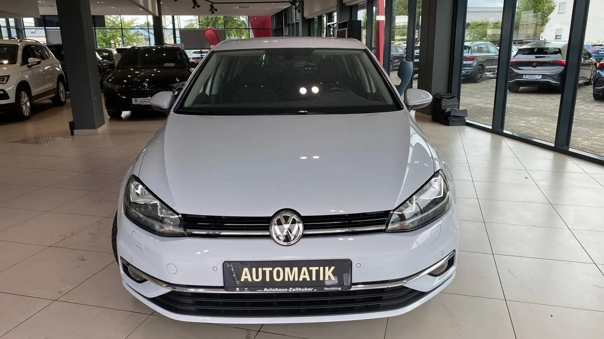 Volkswagen Golf 1.5 TSI DSG Sound *Navi*ACC*App-Connect* Weiß - 2