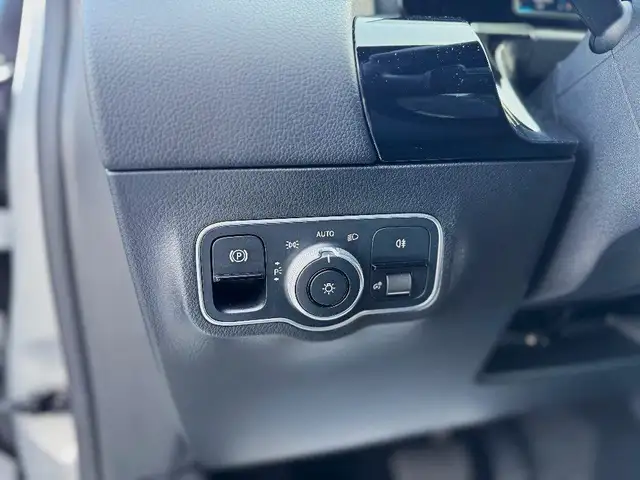 Mercedes-Benz B-Class view 15