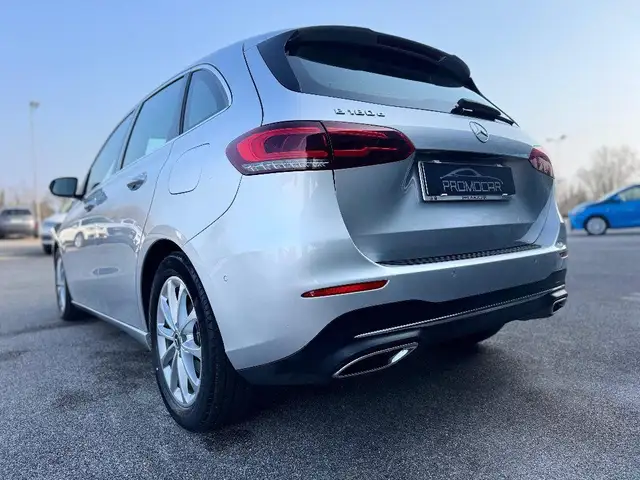 Mercedes-Benz B-Class view 8
