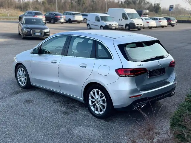 Mercedes-Benz B-Class view 5