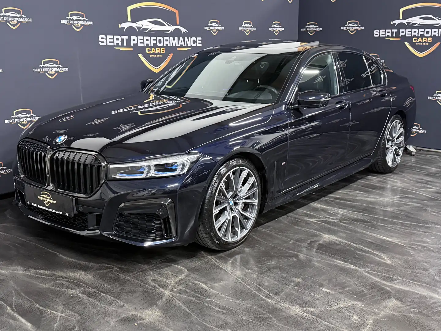 BMW 740 740 d xDrive M Sport **Laser**Massage** Schwarz - 2