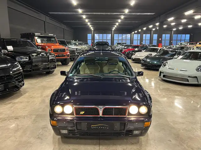 Lancia Delta view 4