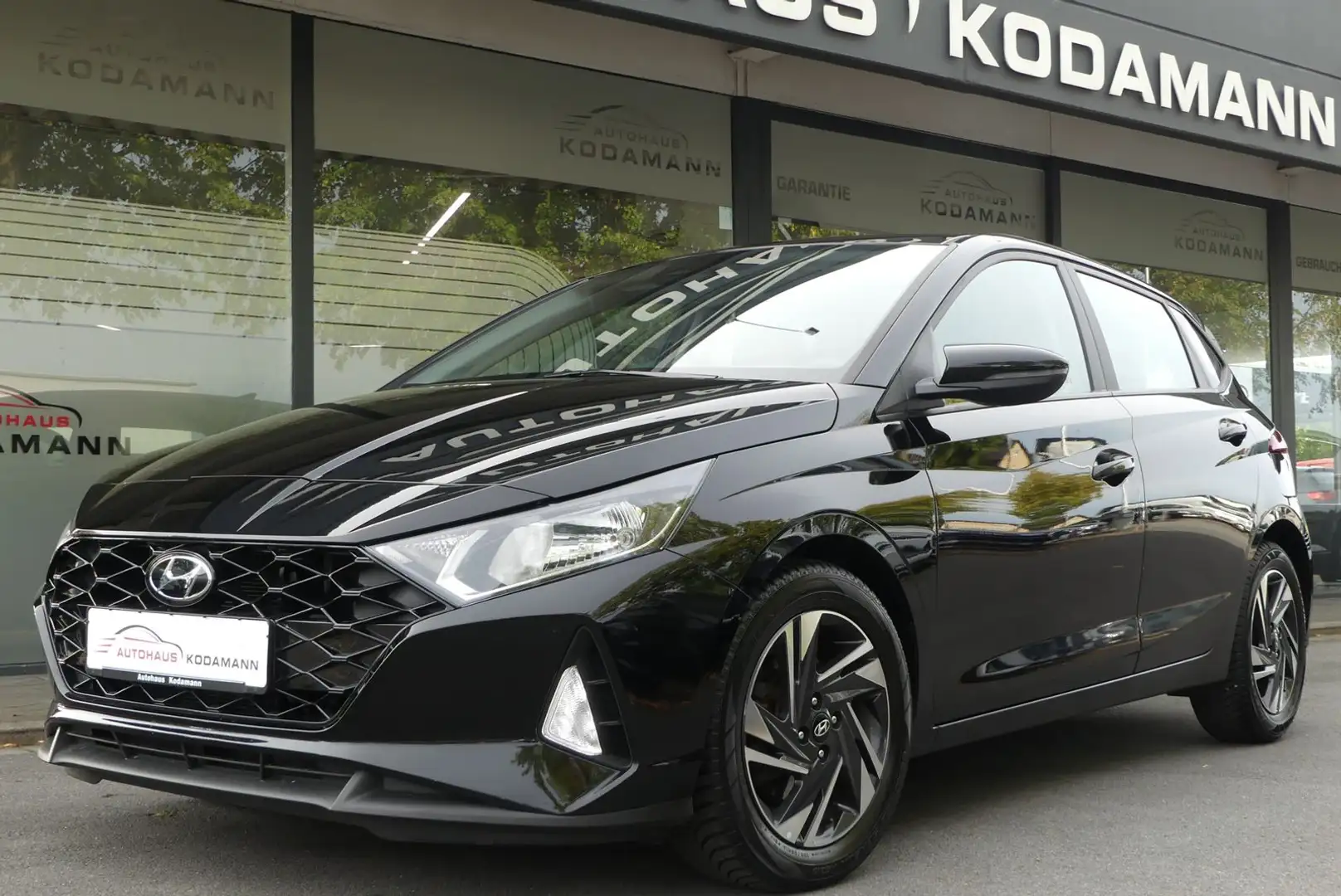 Hyundai i20 Trend*Tempomat*Allwetter*Virtual*Cam*CarPlay Nero - 1