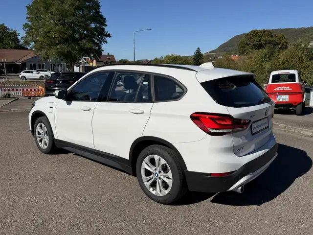 BMW X1 view 8