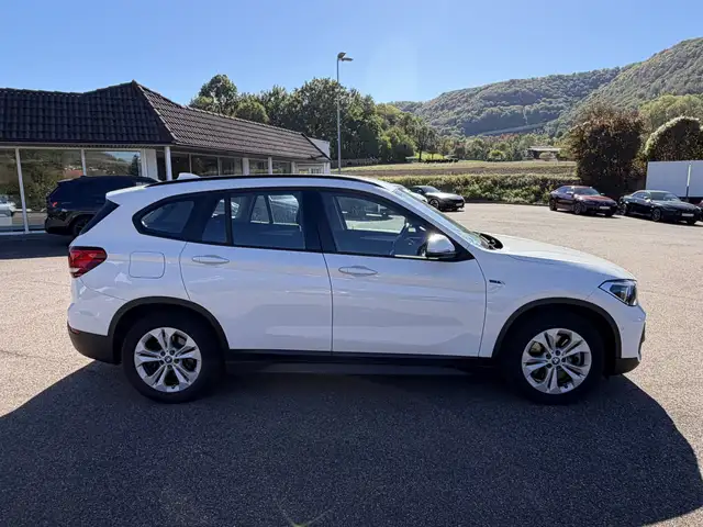 BMW X1 view 15