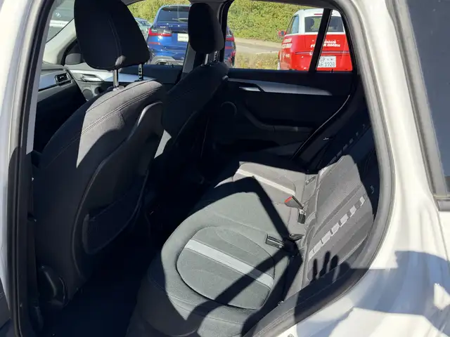 BMW X1 view 7