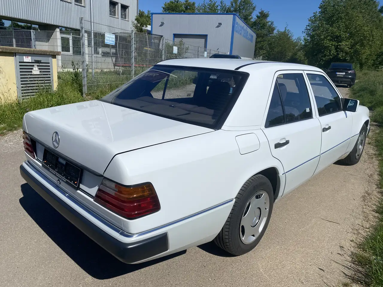 Mercedes-Benz E 200, foto 6
