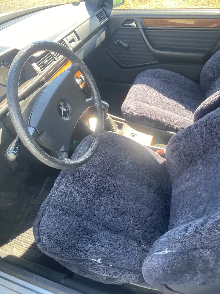 Mercedes-Benz E 200, foto 10