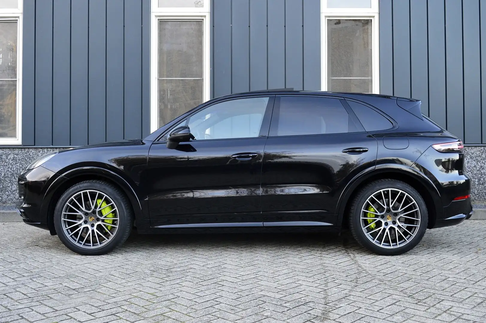 Porsche Cayenne 3.0 E-Hybrid Rijklaarprijs-Garantie Panoramadak Ma Negro - 2