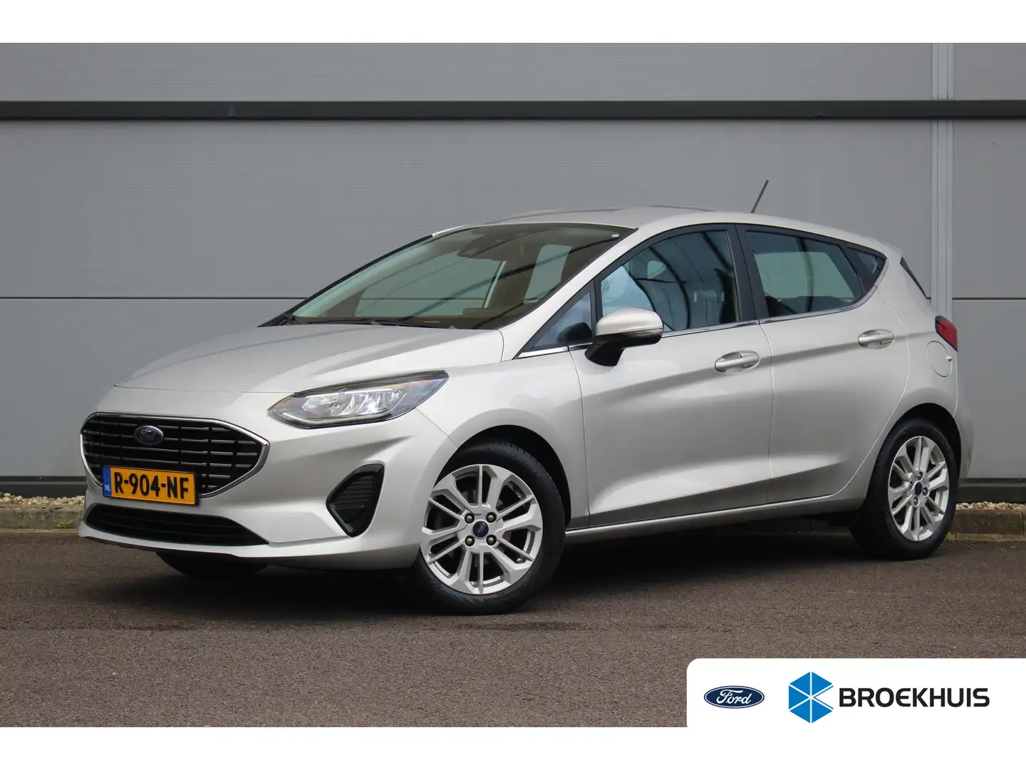Ford Fiesta 1.0 Titanium | Climate & Cruise C. | Winter Pack | Grau - 1